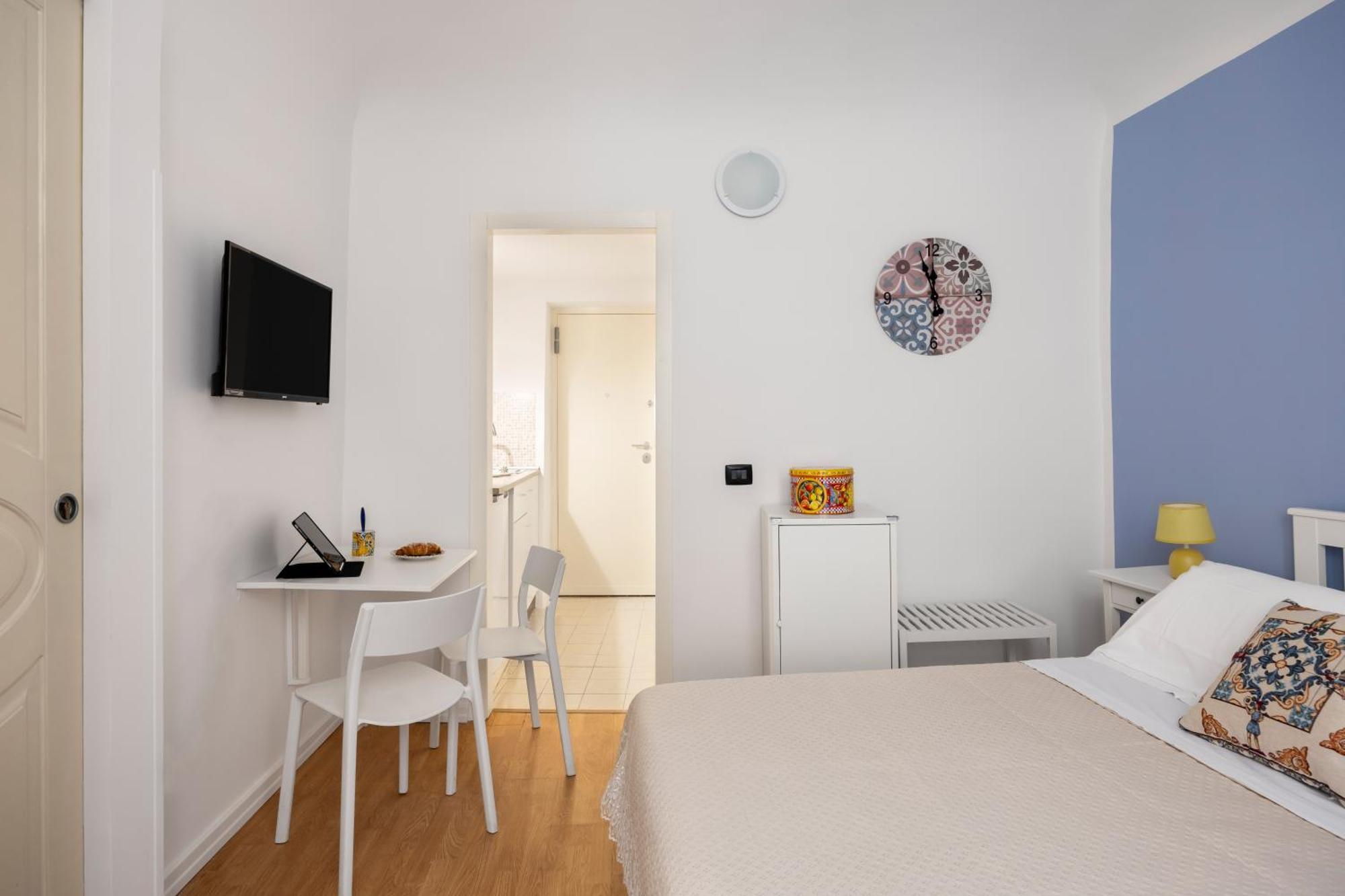 Agata E Rosalia 2 Bedroom Flat At The Quattro Canti パレルモ エクステリア 写真